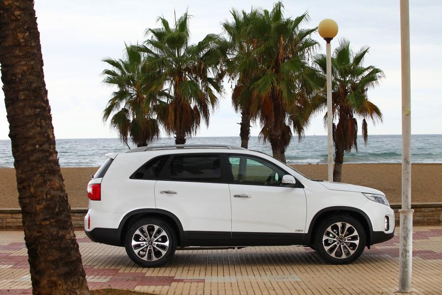  Kia Sorento 2013 года  (EU) (фото 69 из 85)